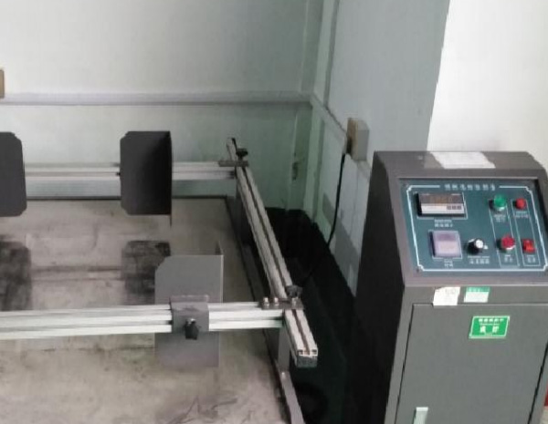 模拟运输振动试验台